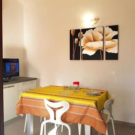 Borgo San Giorgio Apartment Àrbatax Exterior foto